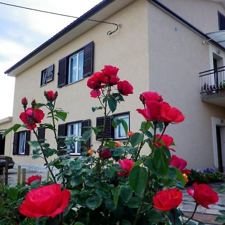 Linardići Apartments Rusin מראה חיצוני תמונה