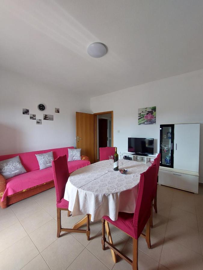 Linardići Apartments Rusin מראה חיצוני תמונה